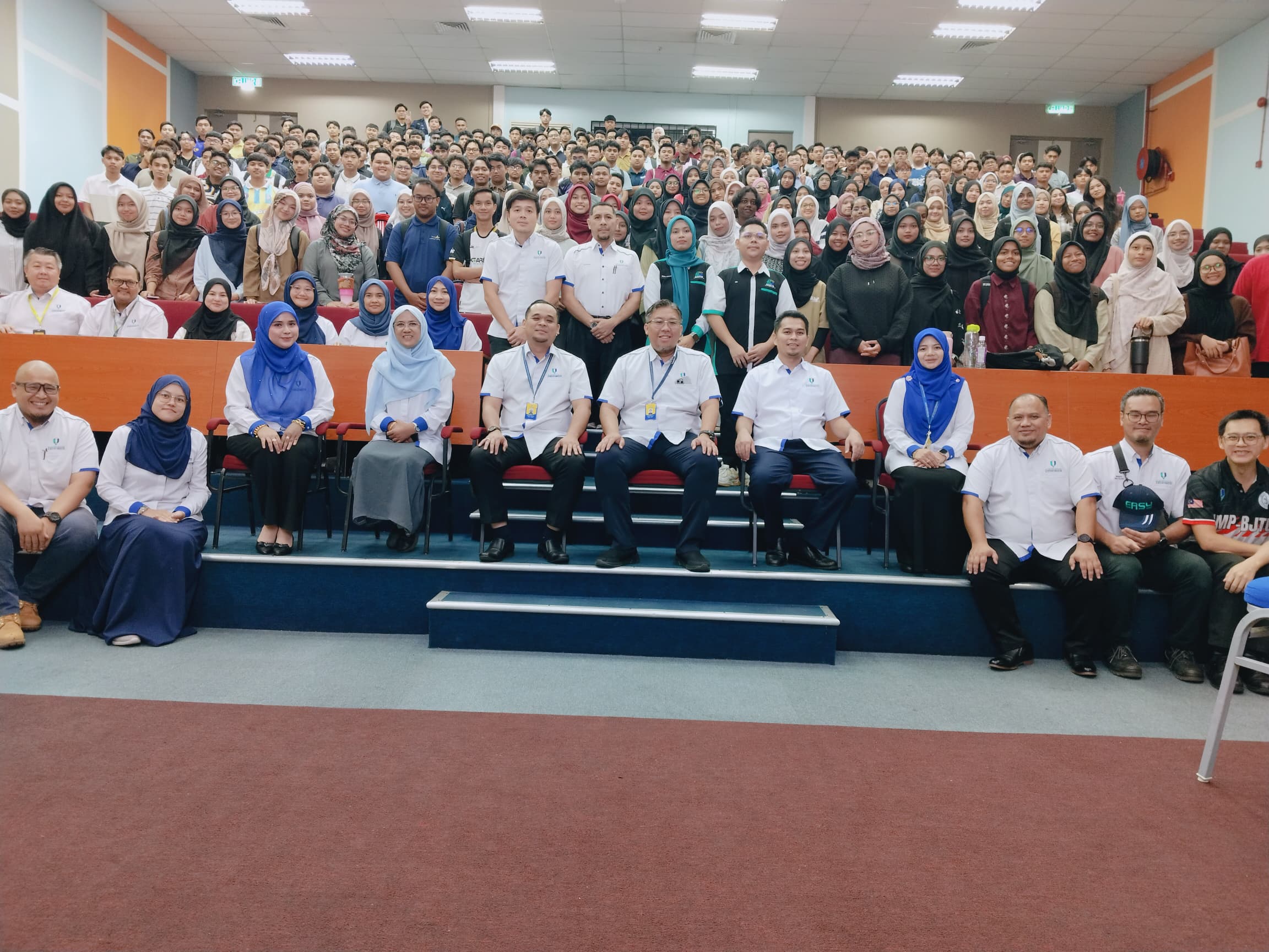 Taklimat MINDS Slot Fakulti bagi Pelajar Baharu Program Sarjana Muda Semester I Sesi Akademik 2025/2026 Fakulti Teknologi Kejuruteraan Awam, UMPSA yang telah diadakan pada 1 Oktober 2025 bertempat di WDKU-10, UMPSA Kampus Gambang